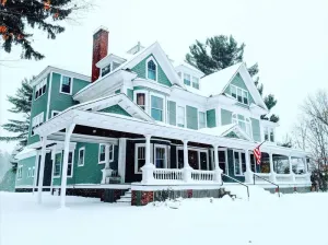 Image of Franklin Manor - 2 King Suites and 1 Queen Suite