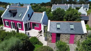 Image of Charming house with stone outbuilding close to the beaches of the Côte Sauvage.