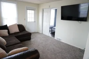 Image of Great 2 Bedroom Near Starved Rock & Downtown Ottawa Dining