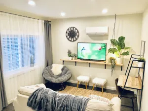 Image of Private & Comfortable Guesthouse close to Portland +AC!