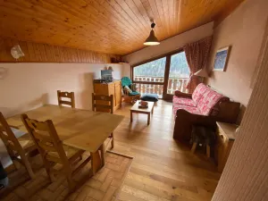 Image of Studio à Châtel, Multi Pass offert, proches commodités - FR-1-693-76