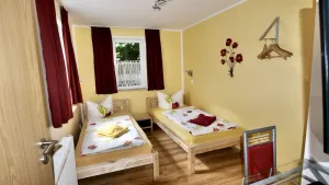Image of Pension \"Metilstein\" on Eisenach's local mountain opposite Wartburg Castle