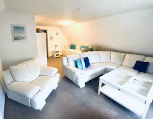 Image of \"Discover Your Perfect Beach Getaway: Kapitäns Hus Awaits!\"