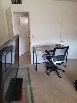 Image of Nice home for rent in a quiet area close to Scottsdale and Glendale  area.  Open