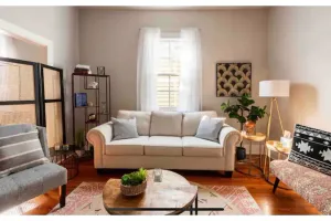Image of Uptown Glam - Best Amenities & Neighborhood