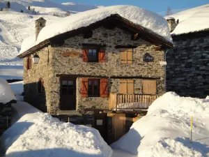 Image of Authentic Savoyard chalet at the foot of the slopes in a French\/Italian resort