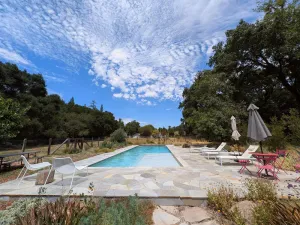 Image of ✨ Pet-Friendly Healdsburg Farmhouse w\/ Pool & Hot Tub