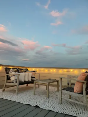 Image of Modern House with Rooftop Deck - 5 minutes to downtown!