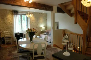 Image of 3 bedroom 3 bathroom town house in the heart of the Loire castles