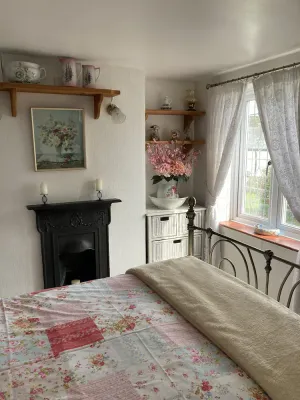 Image of Character Victorian Cottage Opposite Common Land within New Forest National Park