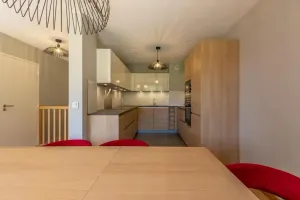 Image of 9th floor, view ski slopes, fitness, swimming pool, sauna, hammam, balcony, fireplace or stove