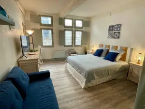 Image of 'The Ucetia' appt in charming stone house in Uzès centre