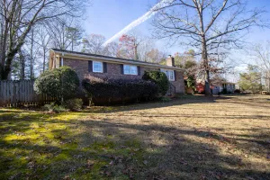Image of Newly Renovated Home 3 Miles from Death Valley!