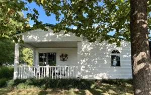 Image of Spacious Cabin with Beautiful Sunsets in the Heart of Hiking and Wine Country