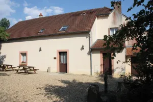 Image of Maison spacieuse à Nevoy avec jardin de 200 m², idéal pour groupes !