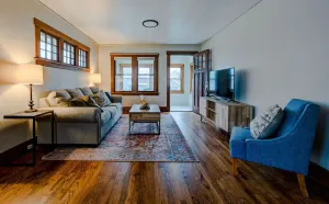 Image of Perfect Midtown Bungalow!  Walking distance to Blackstone! One block from UNMC!