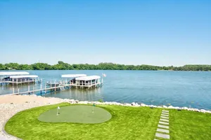 Image of On Par Silver Lake Condo
