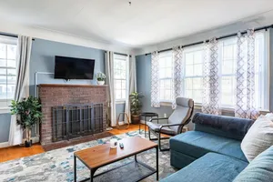 Image of Gorgeous Sunny Ypsilanti Bungalow