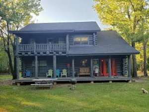 Image of Experience nature nearby! Cozy 3-bedroom cabin, next to Ft. Gibson Lake!