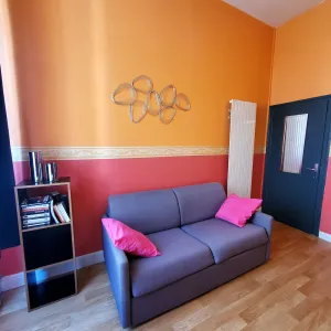 Image of Large, colourful and cheerful apartment, all shops within walking distance free fibre wifi