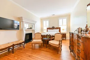 Image of The Granville Queen Inn Rm. 13