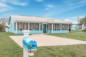 Image of Mag Beach Refuge - Bayfront