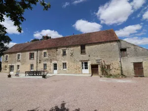 Image of Charming country house with garden, game room, WiFi, and modern amenities near village shops