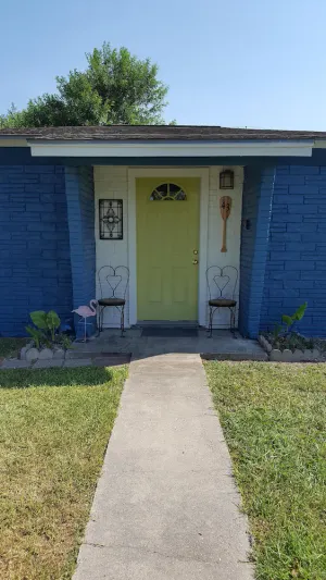 Image of Magnolia Beach cottage  good for families or fishing groups