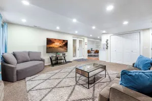 Image of Private\/clean guest suite, bath, kitchen & laundry