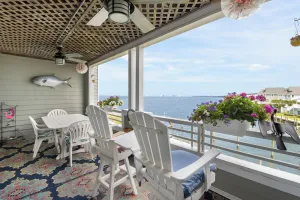 Image of The Hook: Waterfront | Boat Slip | Shared Pool