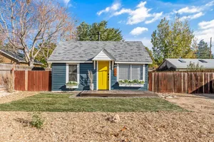 Image of Stay 208: Gorgeous renovated modern farmhouse cottage