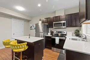 Image of Stylish and Comfortable 1-BR in the Heart of Detroit