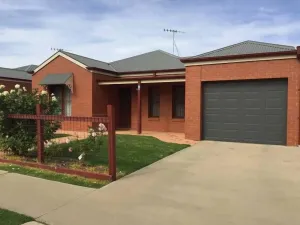Image of Tralea, great get away, 3 bedroom town house. Central location.<br>Sleeps 6<br>Wifi