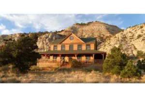 Image of Muley Twist Retreat: Capitol Reef - 6b6b