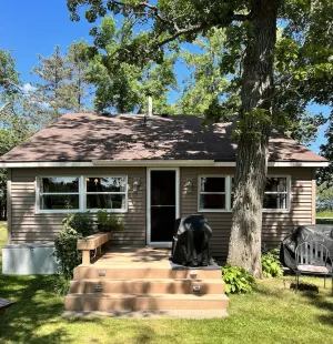 Image of Nostalgic Northern Cabin tucked between 2 lakes & recreational river - Wadena Co