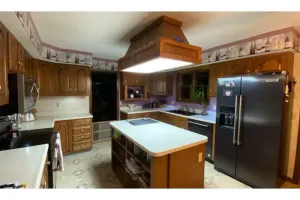 Image of Spacious 4 bedroom residential house with hot tub