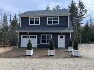 Image of Acadia New Construction! 2nd Floor Apartment Close to Acadia, 2 Minutes from SWH
