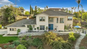 Image of 4-bedroom private home 20 minutes to LEGOLAND or the BEACH. Dogs OK. Gameroom!