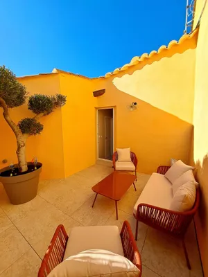 Image of Meublé de tourisme ****, tropézienne-style terrace, large private garage.