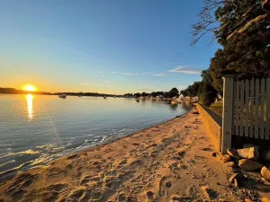 Image of Peaceful Cozy Water Front Cottage. Step back in time and ENJOY