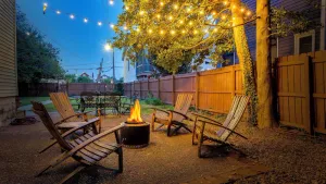Image of 4BR, 1-King, Gourmet Kitchen , Derby NULU EXPO, walk to shops, dining, nightlife
