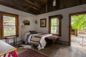 Image of Charming restored 1930s Cabin with private bath