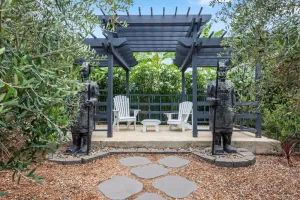 Image of \"Alma House\" - Margate Q 4020