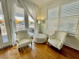 Image of Lake Avenue 77