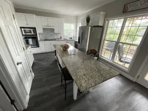 Image of Fabulous 5BR Home in upscale neighborhood