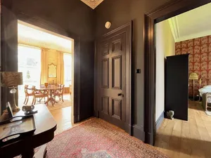 Image of Grand town centre apartment sleeping 4