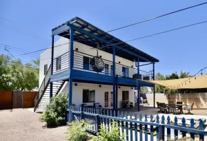 Image of Centrally Located 2 Bed\/1 Bath Home,Private Garage, Deck and Close to EVERYTHING