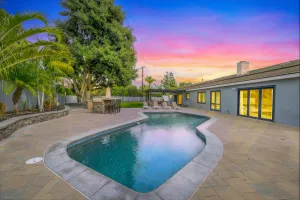 Image of CaliRica 6mi to disney\/Heated Pool