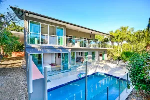 Image of Peninsula 6 with private heated pool!
