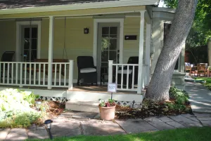 Image of Pied-à-terre In  DOWNTOWNS BEST LOCATION